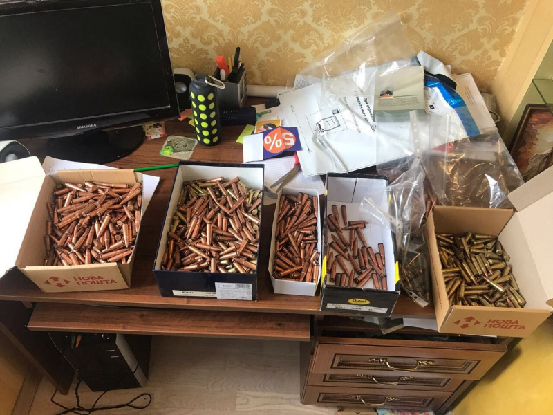 У Києві СБУ вилучила велику кількість зброї та боєприпасів