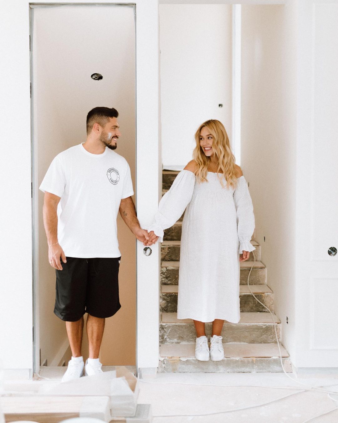 Квиткова и Добрынин показали свой загородный дом: &quot;глаз дергается&quot;