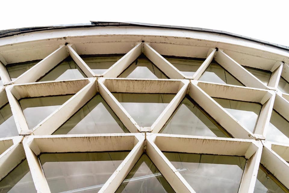 В Киеве ради новой высотки снесут культовый рынок-&quot;шайбу&quot;: вот таким его запомнят