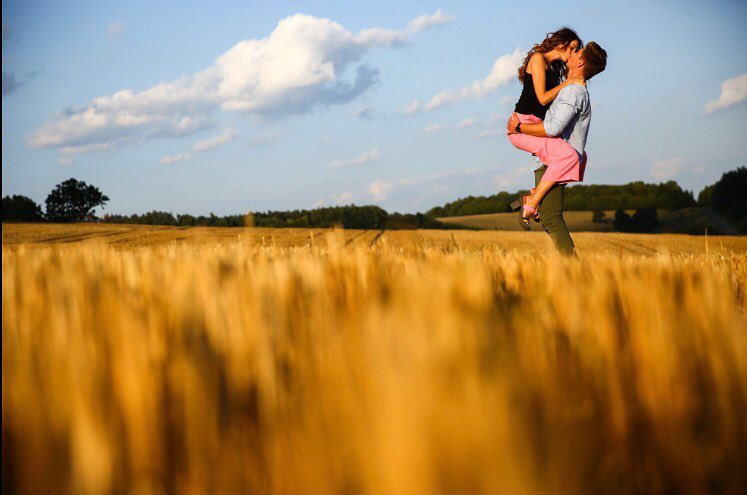 12 лет брака и двое детей: фото красавицы, с которой разводится Остапчук