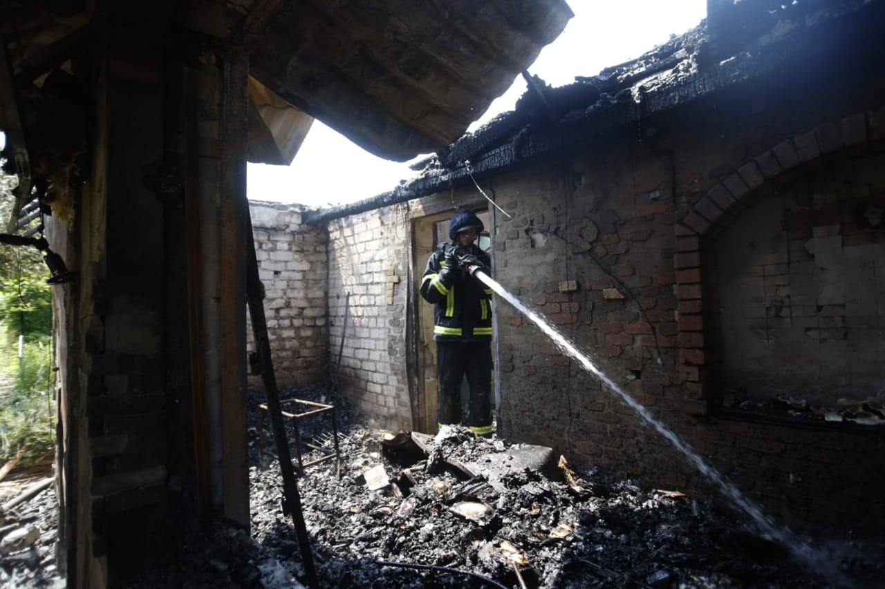 Россияне обстреляли Авдеевку: дома превратились в груду камней (ужасные фото)