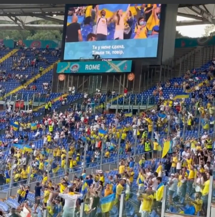 Сборная Украины возвращается домой с Евро 2020: реакция на матч с Англией, видео с фан-зон