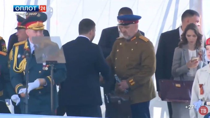 У "ДНР" знову епічно зганьбилися на параді: наділи форму катів (фото)