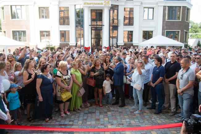 Новые рекорды: KADORR Group сдала сразу две "жемчужины" в один день