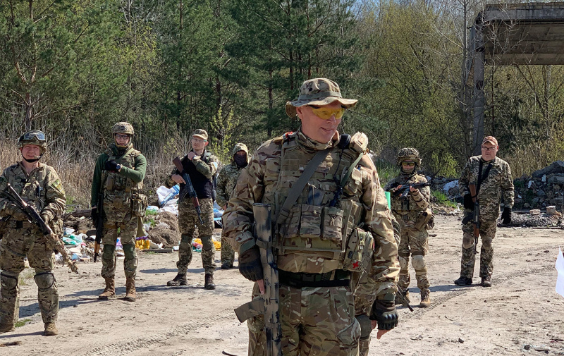 Последний рубеж. Кто и как готовится защищать Киев "от российских танков"