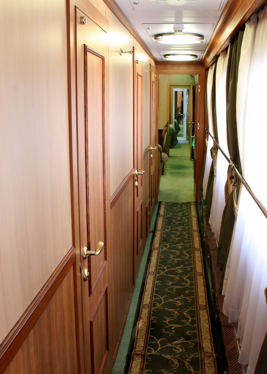 Кухня, спальня і душ: фото найрозкішніших вагонів Укрзалізниці
