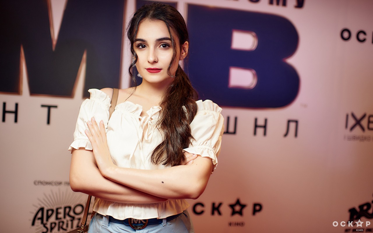 Анна Тринчер