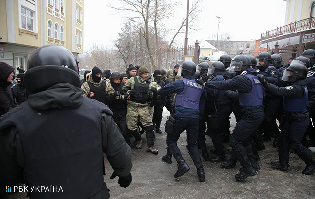 Суд над Трухановим: активісти влаштували ще одну бійку з правоохоронцями