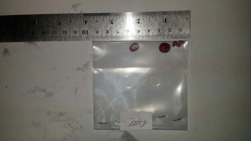 ДФС припинила контрабанду коштовного каміння