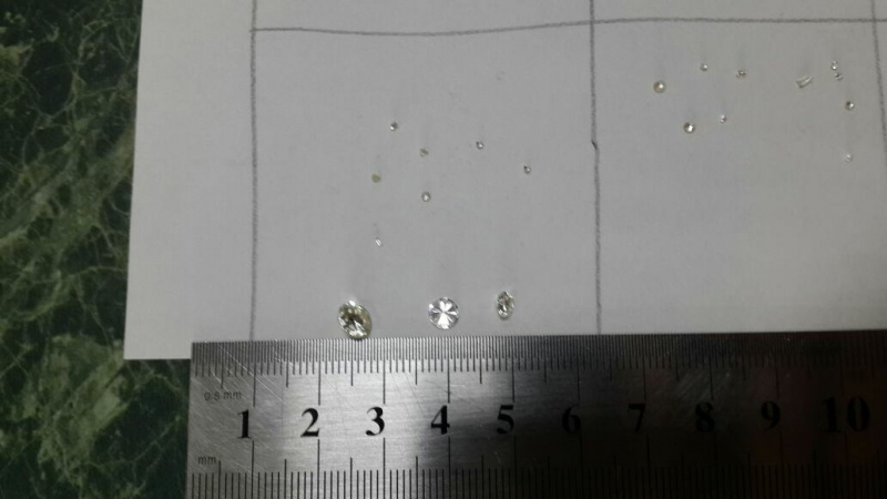 ДФС припинила контрабанду коштовного каміння