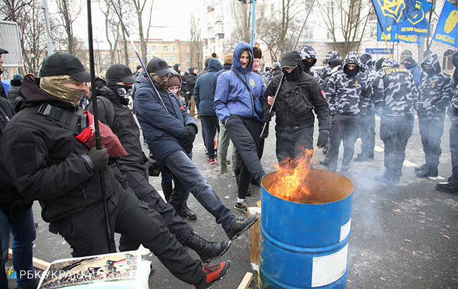 Вибори президента РФ: у Києві перекрили Повітрофлотський проспект