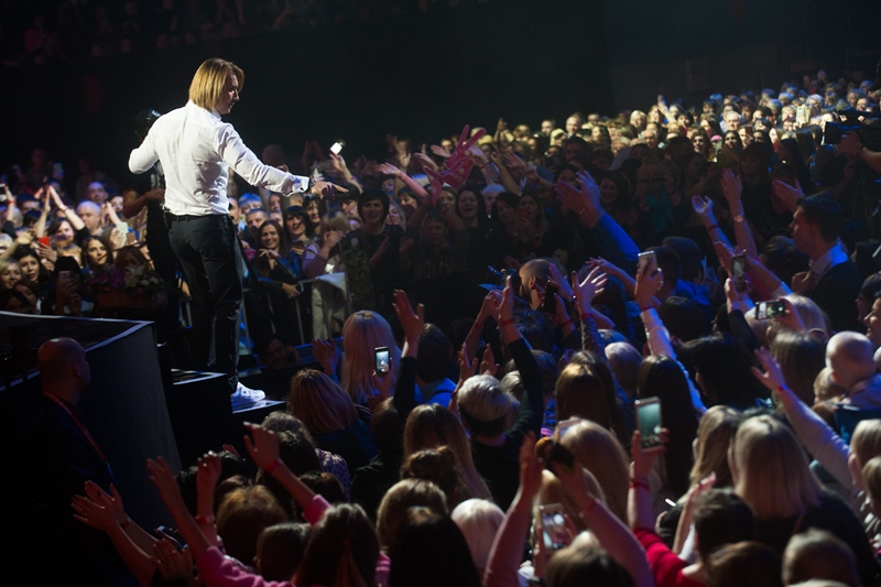 "Словами не передать": Олег Винник устроил в Киеве феерическое шоу (фото, видео)