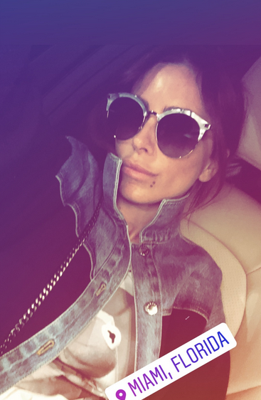 Праздник продолжается: Ани Лорак и ее муж сходили с дочерью в ресторан