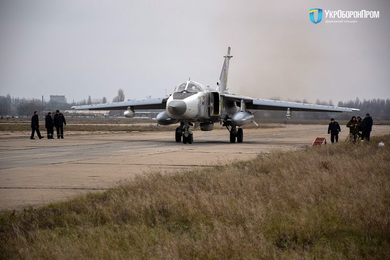 Украинска армия получила улучшенный самолет-разведчик: зрелищное видео