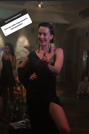 "Радуюсь моменту": фигуристая Астафьева в купальнике проболталась о секретах вдохновения