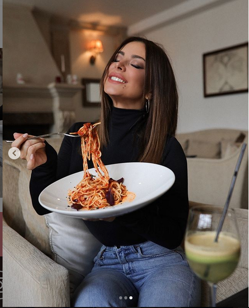 "Можно побаловать себя": Ани Лорак показала, как нарушает строгую диету