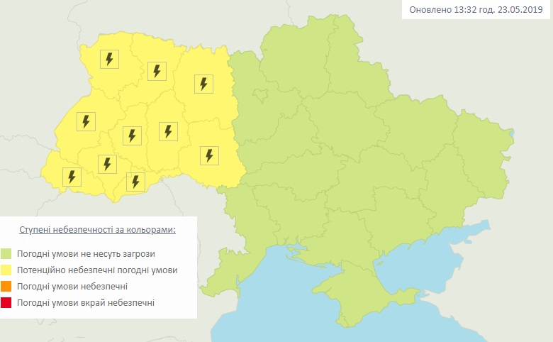 Заллє і засипле градом: які області найбільше постраждають від негоди