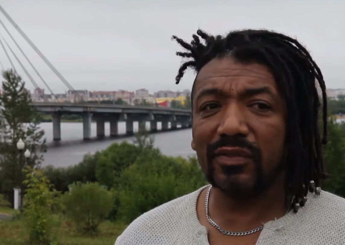 Проснулся знаменитым: как сейчас живет темнокожий ликвидатор Чернобыля (видео)