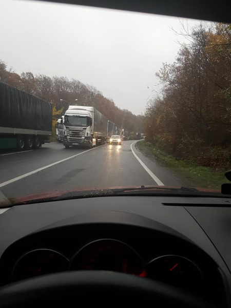 У Ужгороді стався транспортний колапс