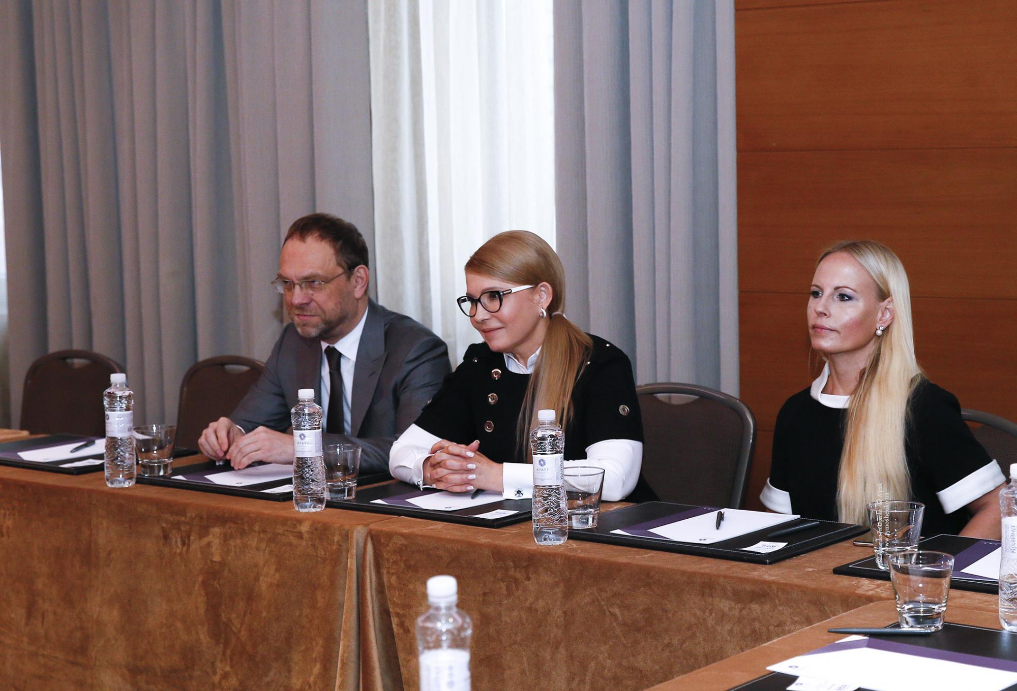 Тимошенко зустрілася з Волкером