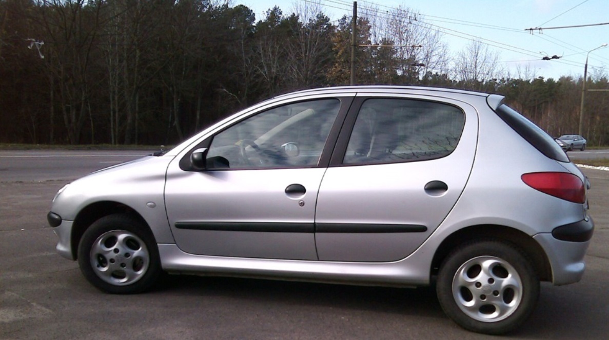 Jaguar, метро та кінь: на чому їздять члени Кабміну