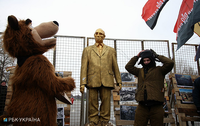 Вибори президента Росії: в Україні до виборчих дільниць допускають лише дипломатів