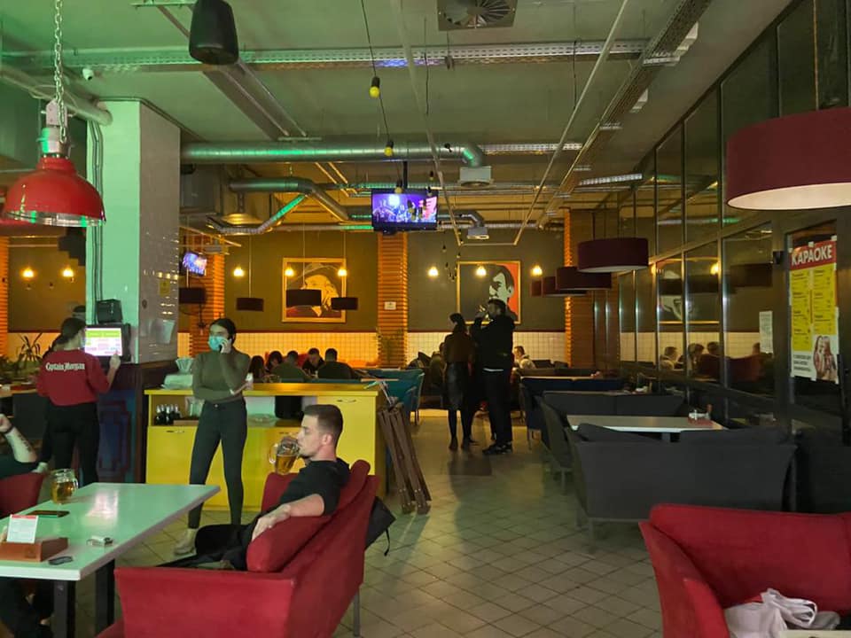В Киеве закрыли ночной клуб и ресторан из-за нарушения карантина