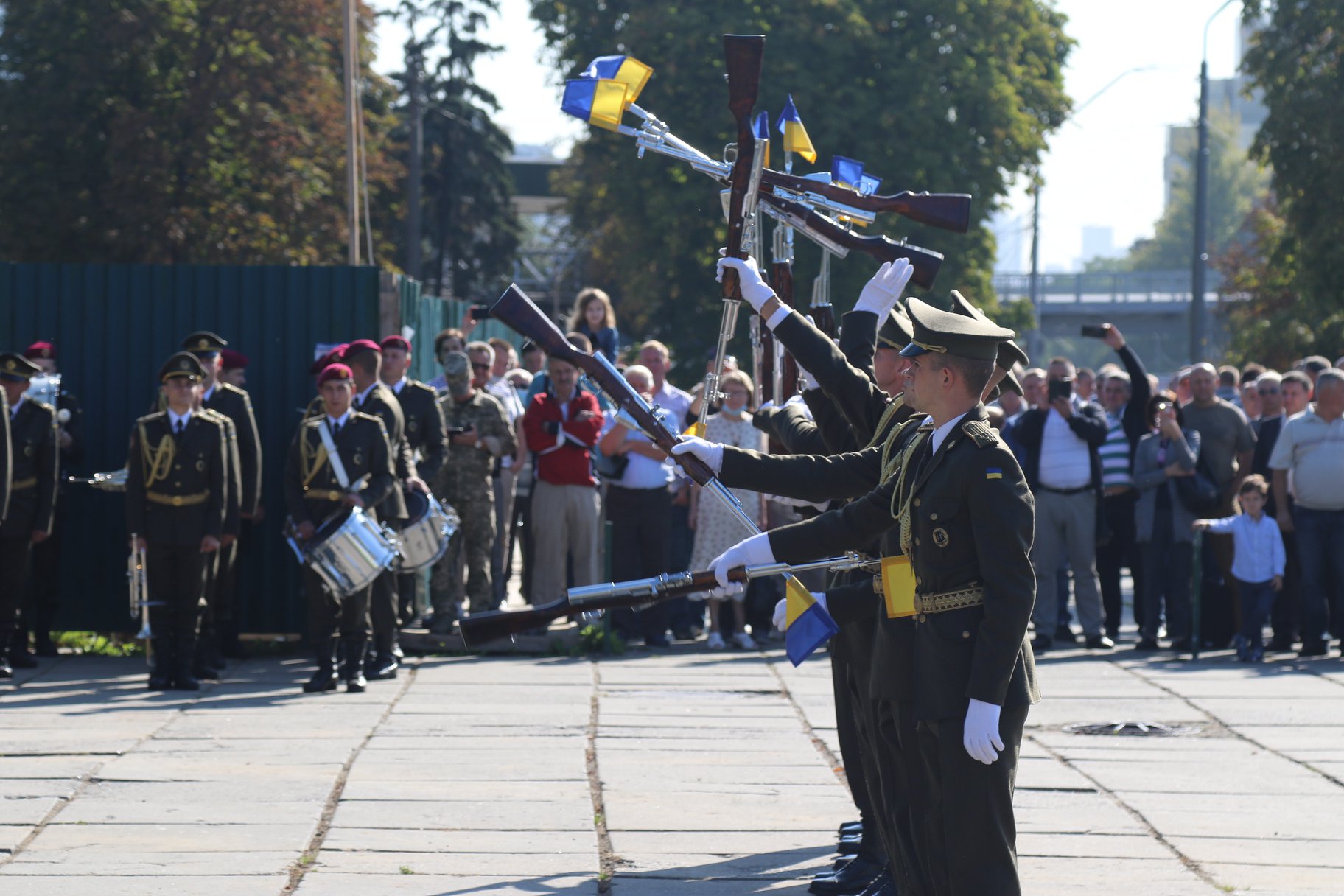 День танкиста: украинских военных поздравили зрелищным видео