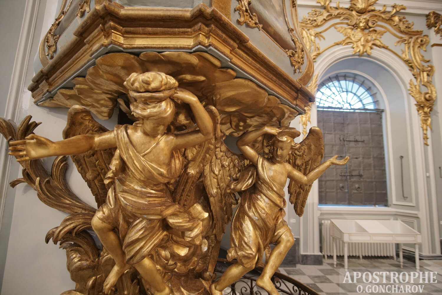 Андреевскую церковь откроют после 5-летнего ремонта: фото и видео изнутри