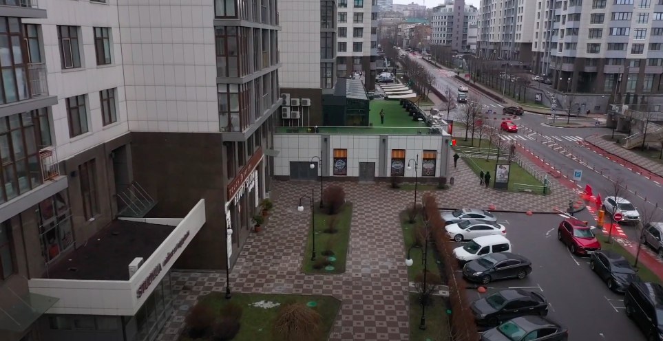 MONATIK готовится к новоселью в элитной квартире Киева: всплыло видео