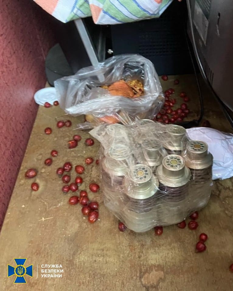 &quot;Отсиживались&quot; в Украине: СБУ задержала боевиков ИГИЛ со взрывчаткой и боеприпасами