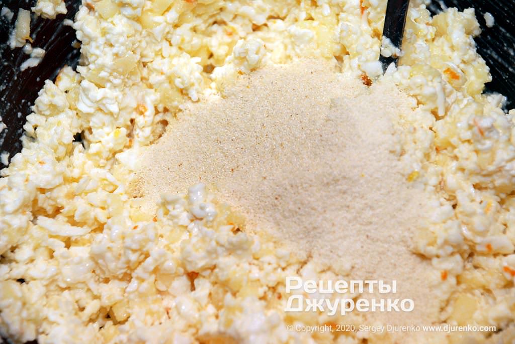 Кулінар поділився рецептом пишних сирників: обов'язково додайте цей інгредієнт!