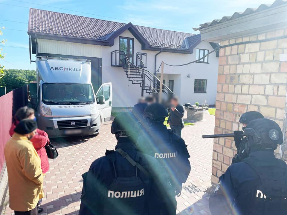 В Киеве браконьеры продавали на рынках рыбу из Чернобыльской зоны