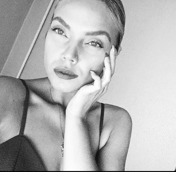 Выяснилось, чем на самом деле занималась украинка, выпавшая с балкона в Турции