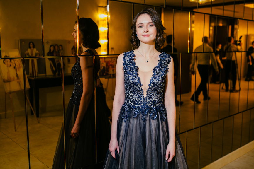 Ведущий &quot;плюсов&quot; вывел в свет красавицу жену: &quot;семья - самое главное в жизни&quot;