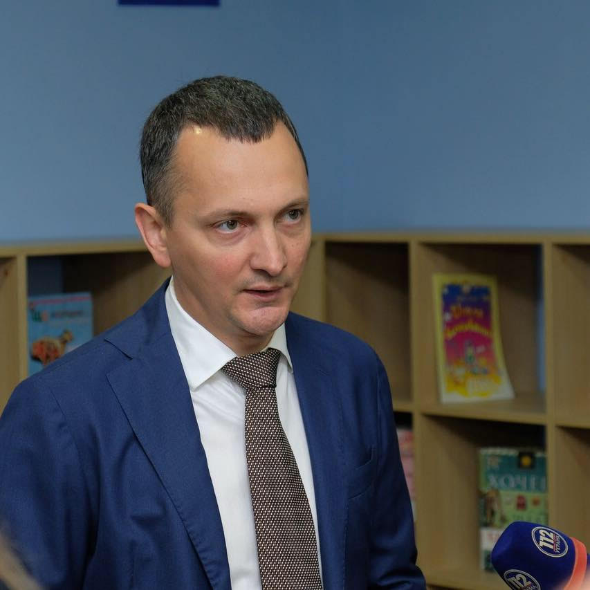 Голик: в Днепре состоялся технический подъем флага Украины на высоту 72 метра