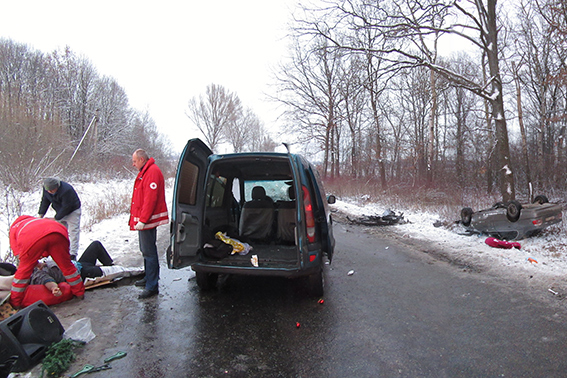 В Ивано-Франковской области столкнулись два автомобиля, есть пострадавшие