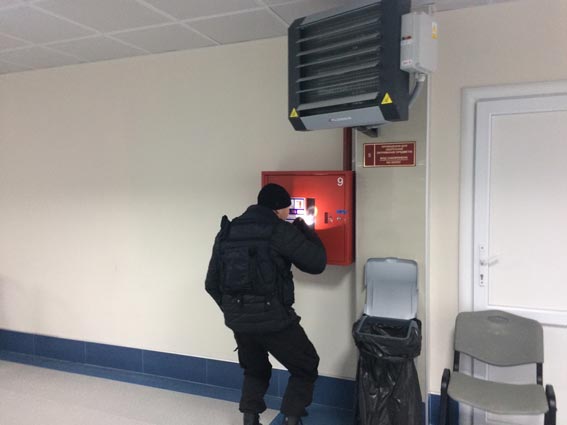 В Днепре, Херсоне и Виннице полиция проверяет сообщения о &quot;минировании&quot; аэропортов