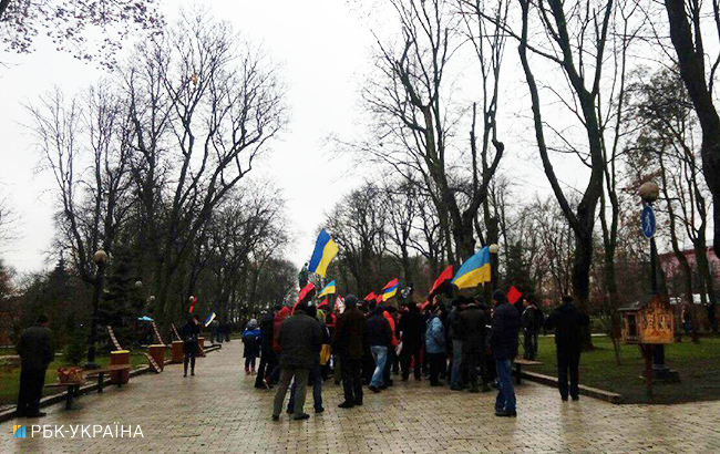 Марш за імпічмент: близько 3 тис. активістів зібралися біля університету Шевченка