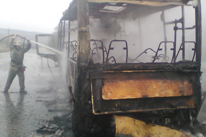 У Харківській області згорів рейсовий автобус