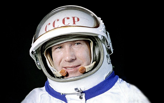 Помер космонавт Леонов