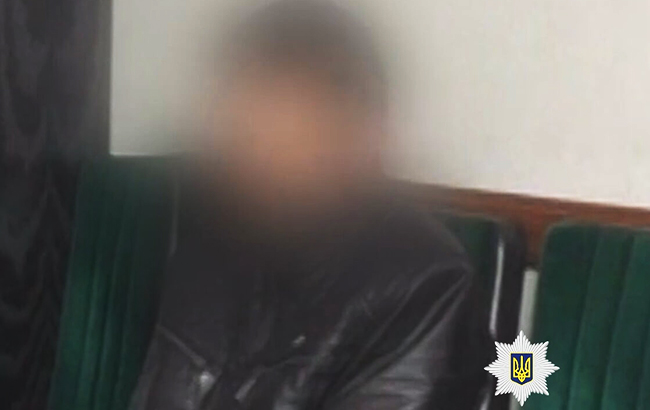 В Киеве задержали псевдополицейских, которые грабили иностранцев