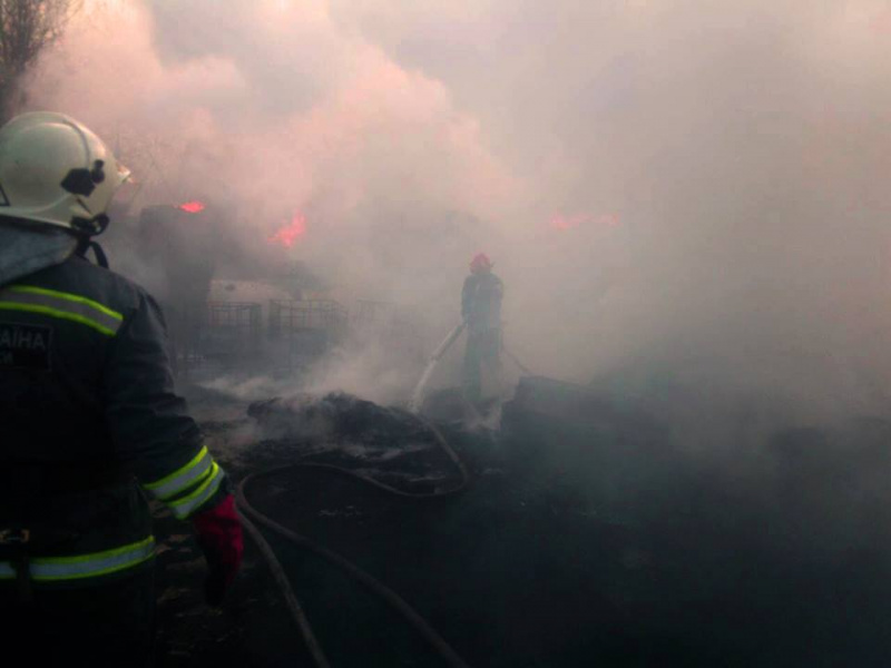 Масштабный пожар в Черкассах локализован, - ГСЧС