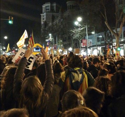 У Барселоні почалися масові протести через арешт каталонських політиків