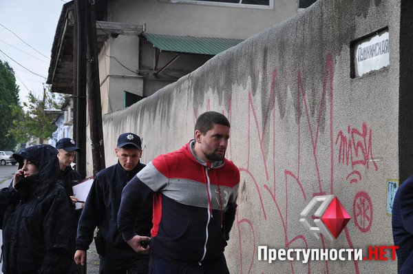 У Миколаєві підсудні у справі про побиття поліцейських напали на журналістів