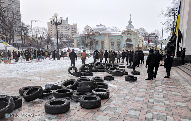 Под Радой произошли столкновения (видео)