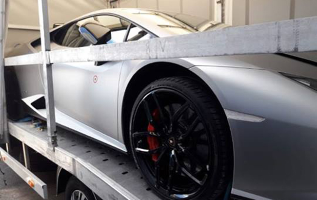 ДФС присікла спробу незаконного ввезення автомобіля Lamborghini