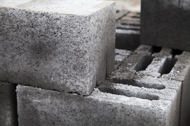 Абетка інвестора: що варто знати про стінові матеріали