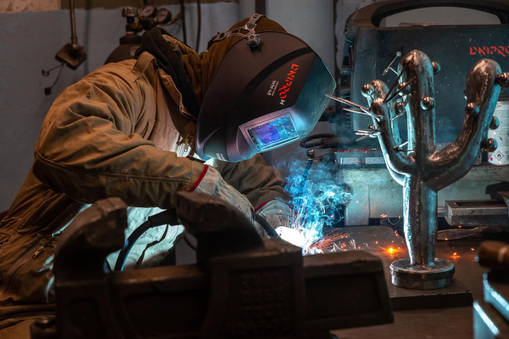 Не спешите выбрасывать металлический мусор. Вот, что можно сделать!