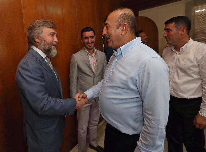 Новинський зустрівся з міністром закордонних справ Туреччини